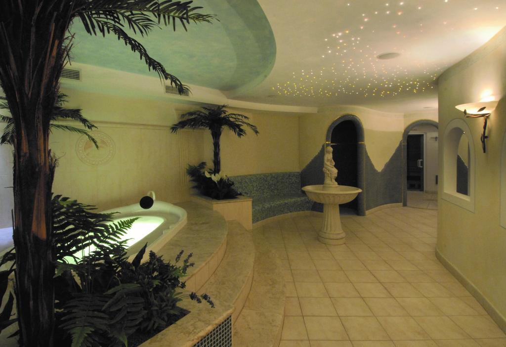 Hotel Hochrain Rasa Esterno foto